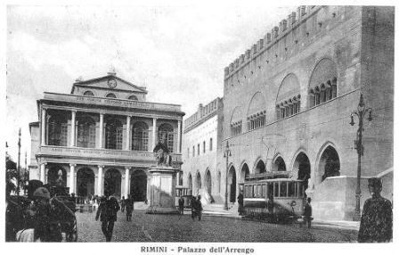 Il capolinea della tramvia a Rimini in piazza Cavour